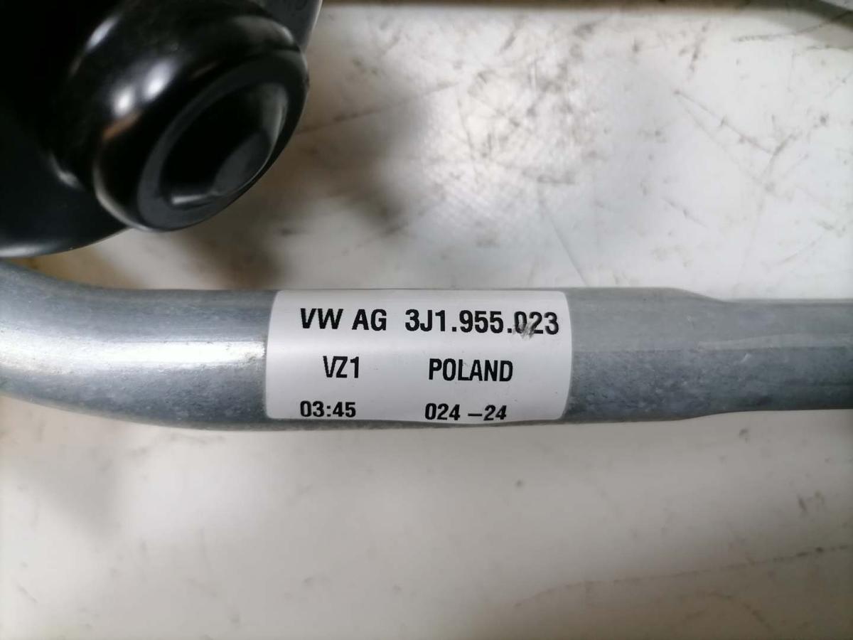 VW Passat B9 original Wischermotor mit Wischergest&auml;nge Bj.2024